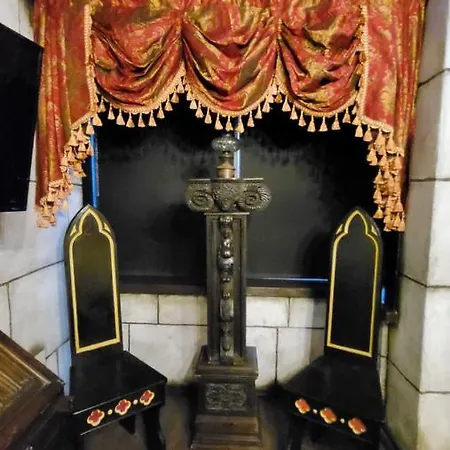 아파트 Transylvania House